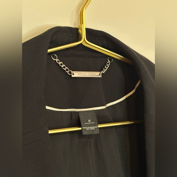 White House Black Market Women’s Blazer - Size 0 - Picture 3 of 6